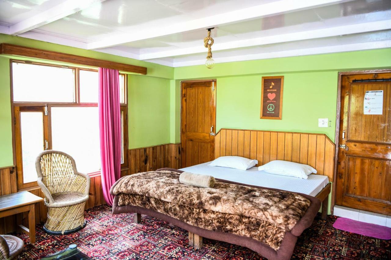 The Professors Hut * Manali (Himachal Pradesh)
